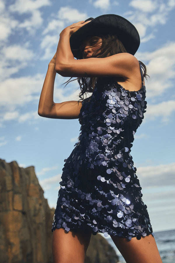 Spaghetti-strap Sequin Mini Dress - MINOOO's